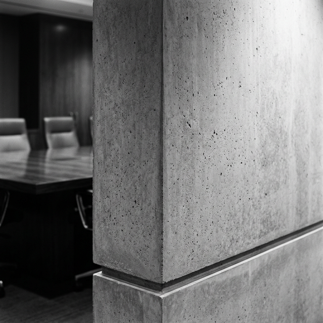 Monolithic structure